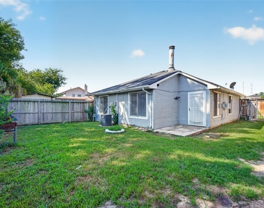 1126 Holbech Lane - Photo Thumbnail 25