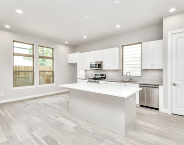 540 Janisch Road - Photo Thumbnail 12