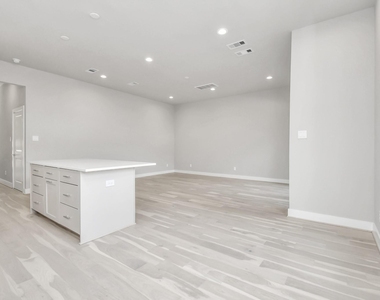 540 Janisch Road - Photo Thumbnail 14