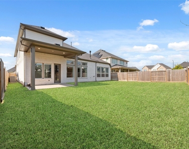 32018 Crested Knoll Court - Photo Thumbnail 41