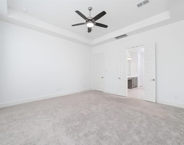 32018 Crested Knoll Court - Photo Thumbnail 11
