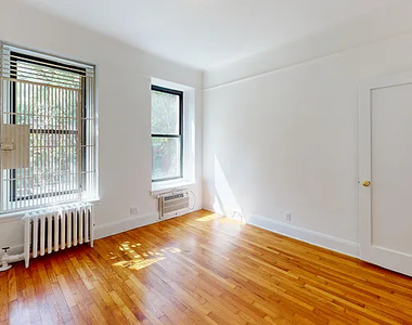313 East 93rd Street - Photo Thumbnail 7