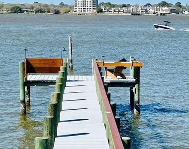 213 West - Photo Thumbnail 6