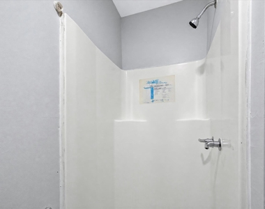 3401 Ennis Street - Photo Thumbnail 3