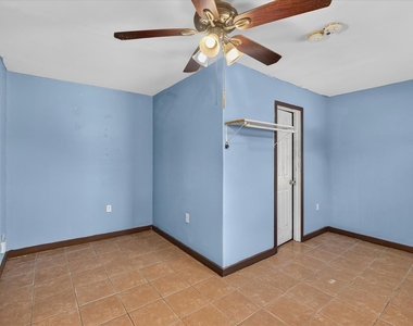 3401 Ennis Street - Photo Thumbnail 7