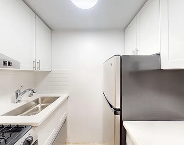 330 East 74th Street - Photo Thumbnail 1