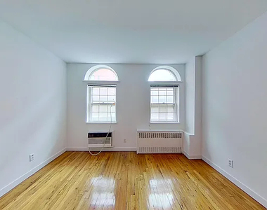 402 East 83rd Street - Photo Thumbnail 1