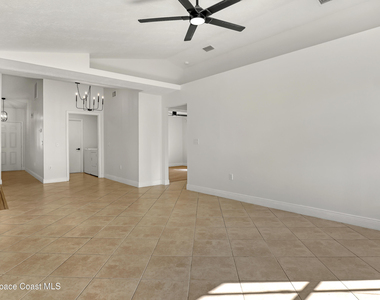 1635 Adview Road Se - Photo Thumbnail 13