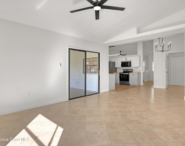 1635 Adview Road Se - Photo Thumbnail 14