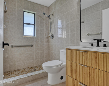 1635 Adview Road Se - Photo Thumbnail 27
