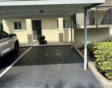 201 Saint Lucie Lane - Photo Thumbnail 24