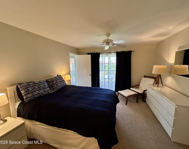 201 Saint Lucie Lane - Photo Thumbnail 8