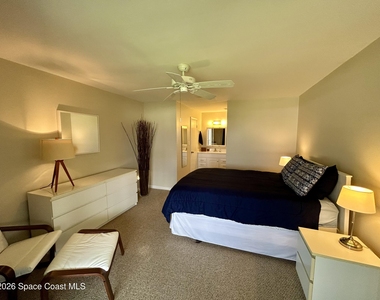 201 Saint Lucie Lane - Photo Thumbnail 9