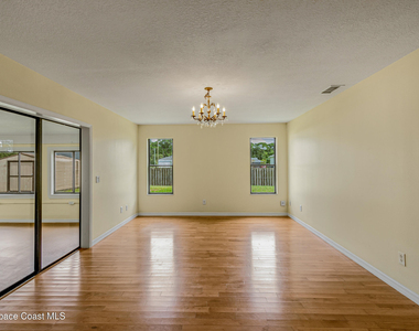 991 Tahiti Avenue Se - Photo Thumbnail 17