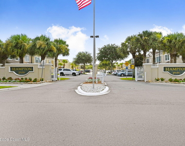1391 Hampton Park Lane - Photo Thumbnail 1