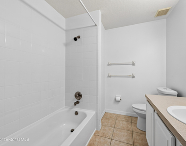 1391 Hampton Park Lane - Photo Thumbnail 39