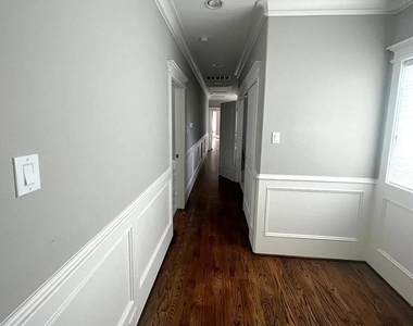 238 W 24th Street - Photo Thumbnail 7