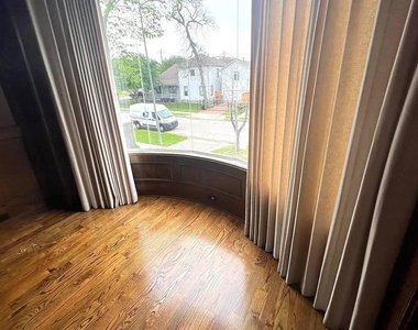 238 W 24th Street - Photo Thumbnail 5