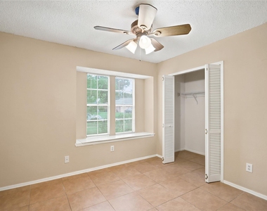 22423 Deville Drive - Photo Thumbnail 18