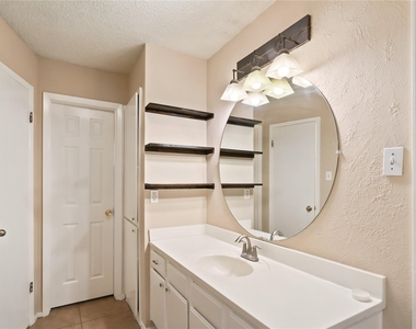 22423 Deville Drive - Photo Thumbnail 11
