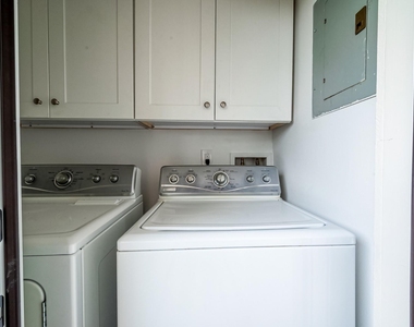 250 W El Dorado Boulevard - Photo Thumbnail 10