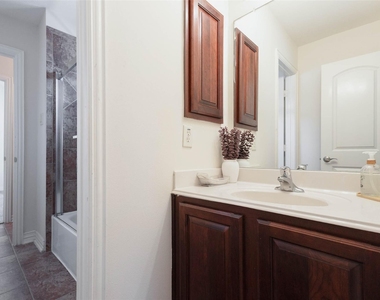 4023 Portofino Court - Photo Thumbnail 18