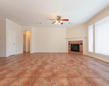 4023 Portofino Court - Photo Thumbnail 3