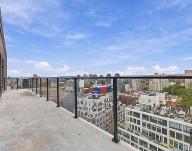 St Marks Place - Photo Thumbnail 7