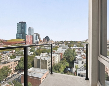St Marks Place - Photo Thumbnail 6