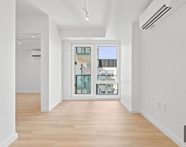St Marks Place - Photo Thumbnail 11