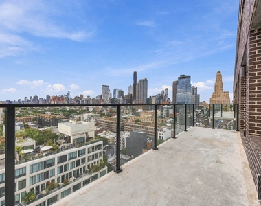 St Marks Place - Photo Thumbnail 21