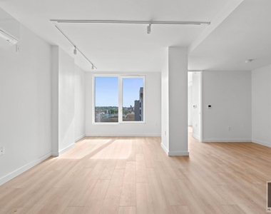 St Marks Place - Photo Thumbnail 3