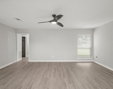 11330 Murr Way - Photo Thumbnail 4