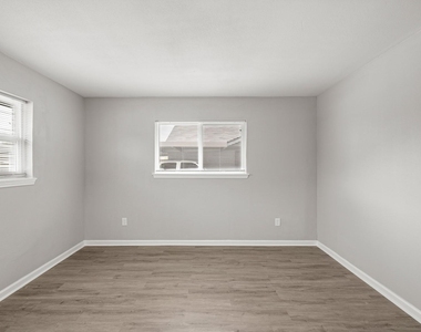 11330 Murr Way - Photo Thumbnail 8