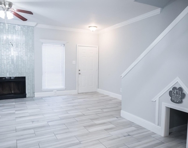 4001 Tanglewilde Street - Photo Thumbnail 6
