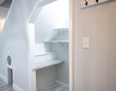 4001 Tanglewilde Street - Photo Thumbnail 9