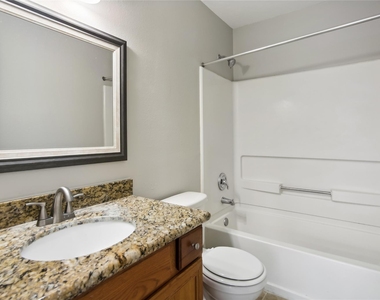 6103 Elton Knolls Street - Photo Thumbnail 11