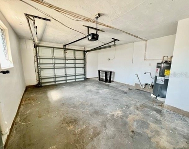 3916 Cedarwood Drive - Photo Thumbnail 38