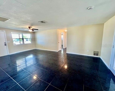 3916 Cedarwood Drive - Photo Thumbnail 23