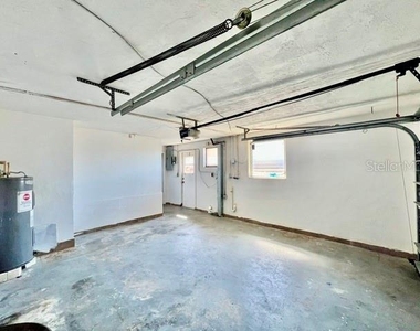 3916 Cedarwood Drive - Photo Thumbnail 39