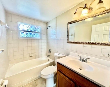 3916 Cedarwood Drive - Photo Thumbnail 32