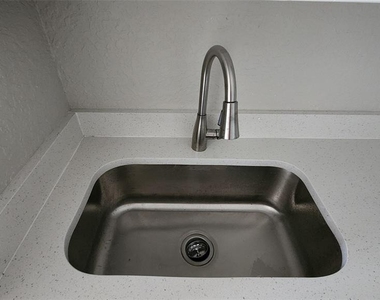 7919 Grand Boulevard - Photo Thumbnail 18
