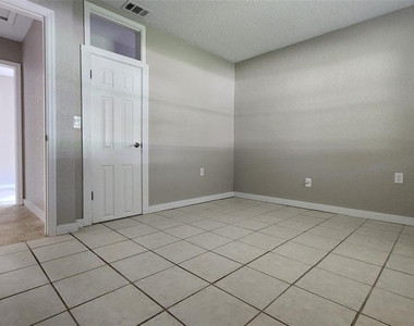7919 Grand Boulevard - Photo Thumbnail 8
