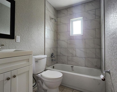 7919 Grand Boulevard - Photo Thumbnail 15