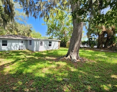 7919 Grand Boulevard - Photo Thumbnail 30