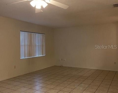 612 Lake Drive - Photo Thumbnail 7