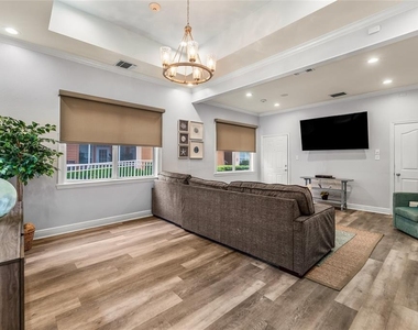 5000 Culbreath Key Way - Photo Thumbnail 14