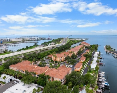 5000 Culbreath Key Way - Photo Thumbnail 20