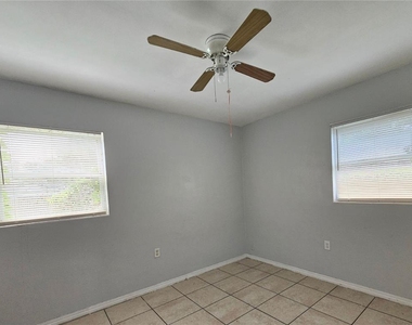 1212 W Marjorie Street - Photo Thumbnail 8