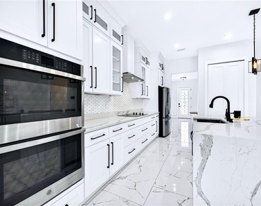 4020 W Arch Street - Photo Thumbnail 16